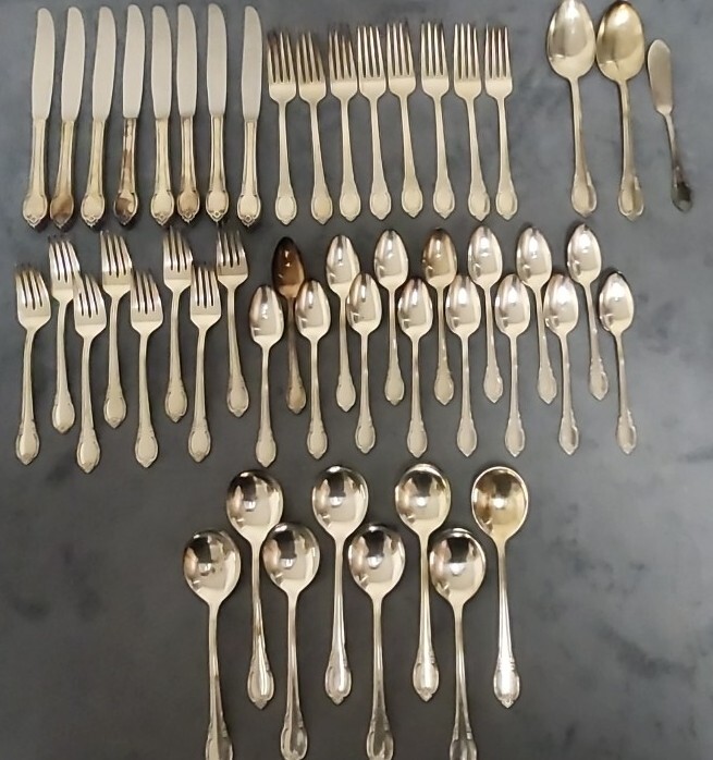 シルバーのモーニングセット、4点 Rogers Bros. 1847 silverware set 50pcs. 
