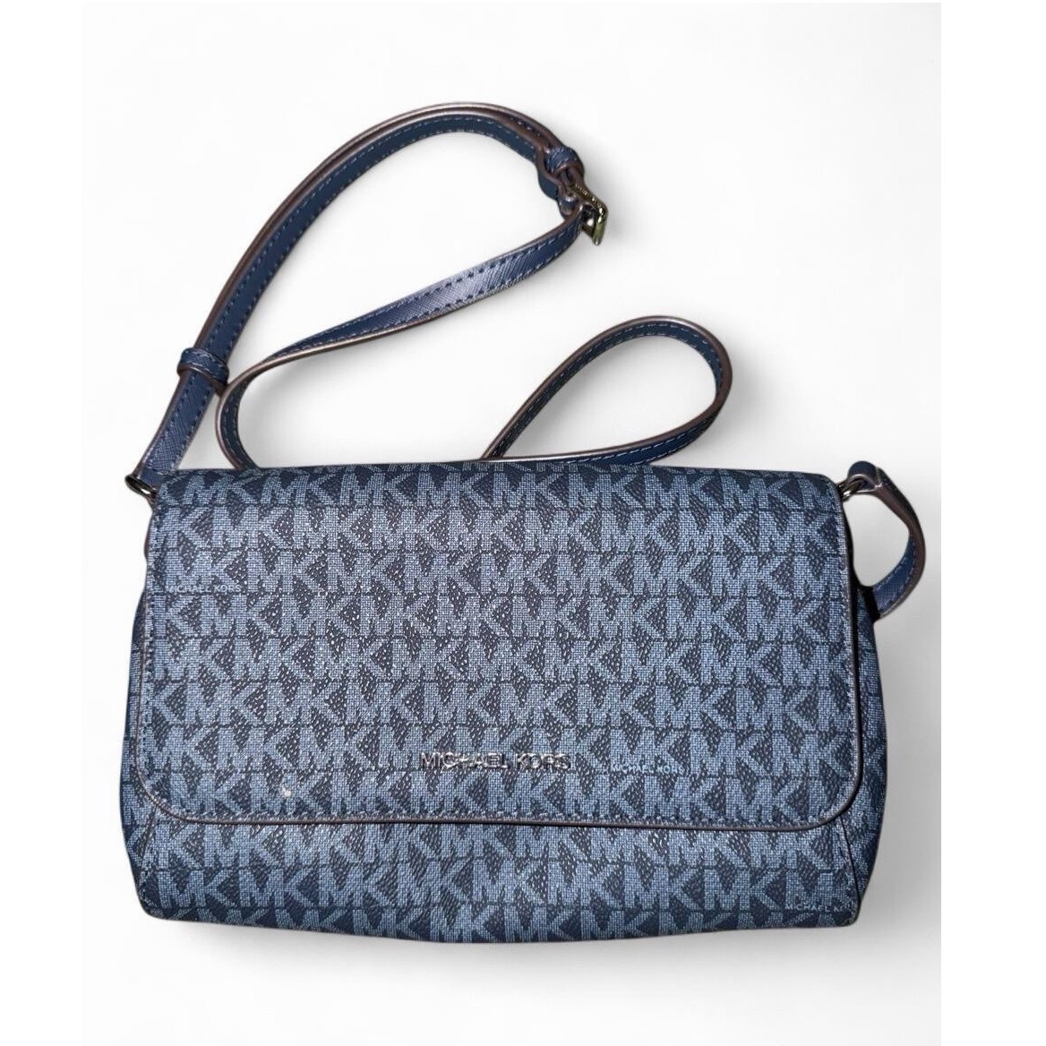 Michael Kors Jet Set Navy Convertible Pouchette Crossbody ba