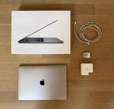 Apple MacBook Pro 13  2020 A2251 i5 16GB RAM 1TB SSD Top Zustand 124 Zyklen
