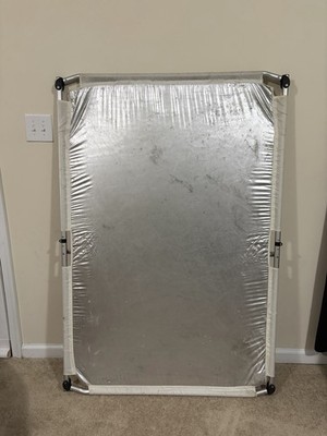 Interfit Collapsible Reflector Light Modifier Large with carry bag 5' x 3'