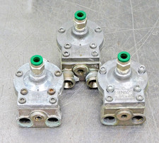 Binks 84-180 Regulator Pneumatic Fluid Press Valve Lot of Three 3 
