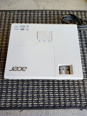 Acer H6510BD DLP Projector - Full HD 1080p 3D Ready - Home Theater