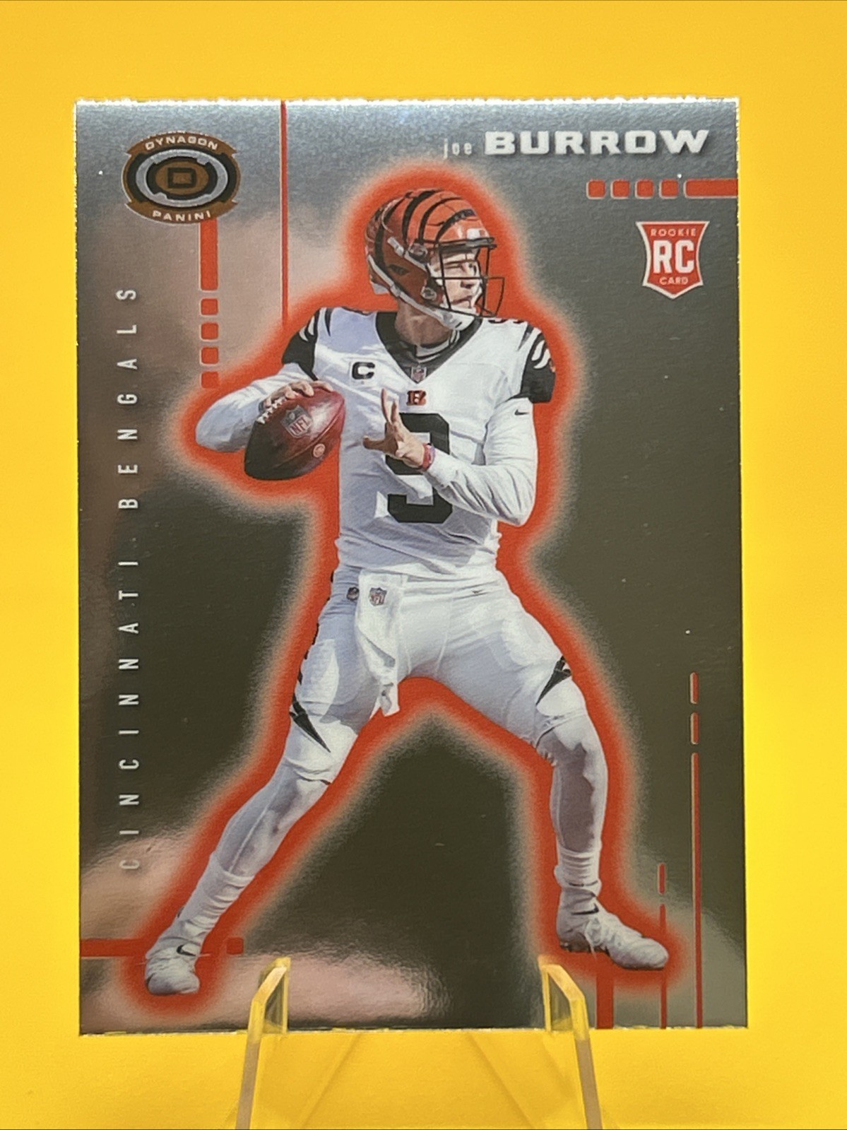 2020 Panini Chronicles - Dynagon Rookies Joe Burrow #D-1 (RC)