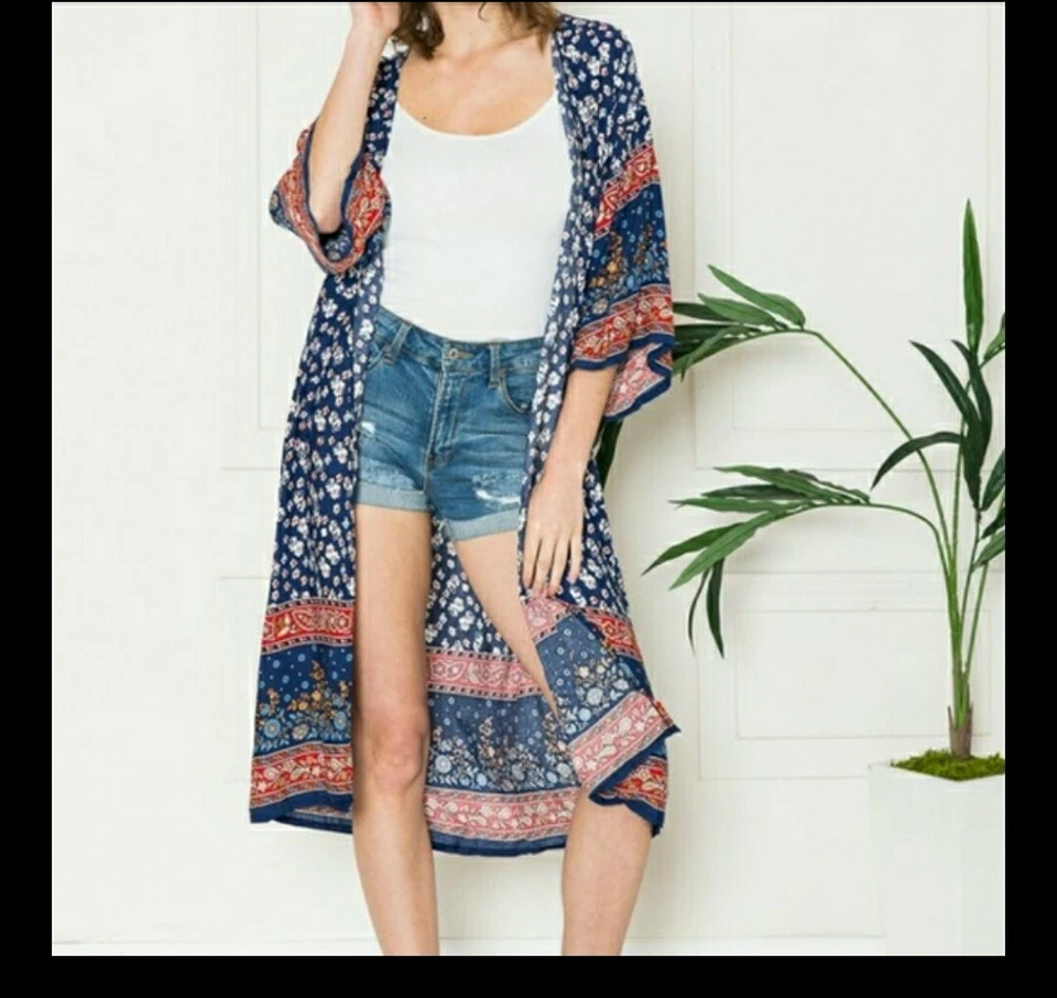 Kimono plumero floral de media manga Ditsy Foto 4 de 4