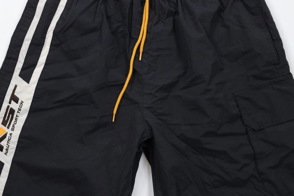 Pantalones Cortos De Colección Años 90 Nautica Sport Tech Para Hombres Medianos Desteñidos Deletrear Sobre la Rodilla Negros Foto 3 de 4