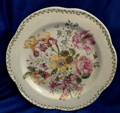 Portugal Porcelain Plate Creme De La Creme Lynn Hollyn Raul De Bernarda Vintage