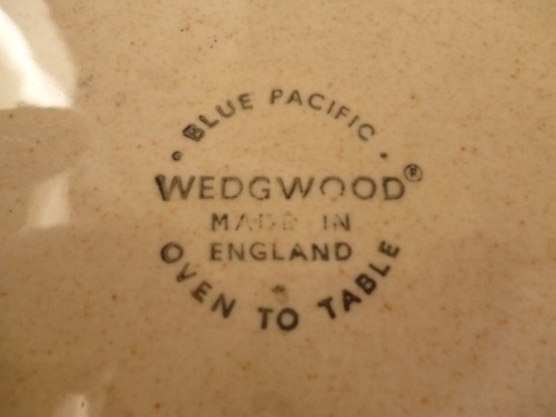 WEDGWOOD BLUE PACIFIC LARGE LIDDED CASSEROLE DISH 21.5 X 15.5 CM - Picture 2 of 2