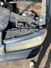 Used Left Headlight Assembly fits: 2005 Chevrolet Silverado 2500 pickup classic