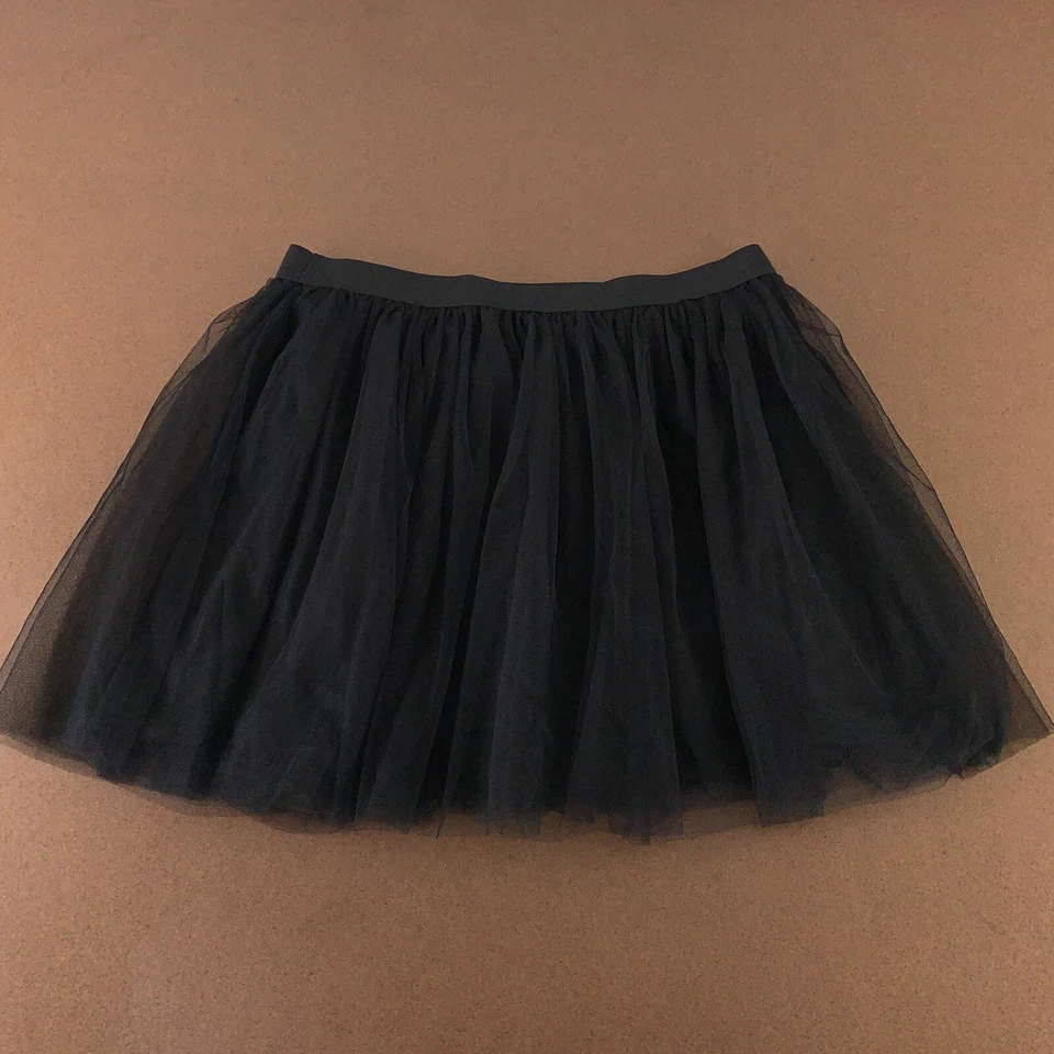 Spirit Halloween Women's Size XXL Black Mesh Layered Pull On Costume Skirt - Image 3 of 4