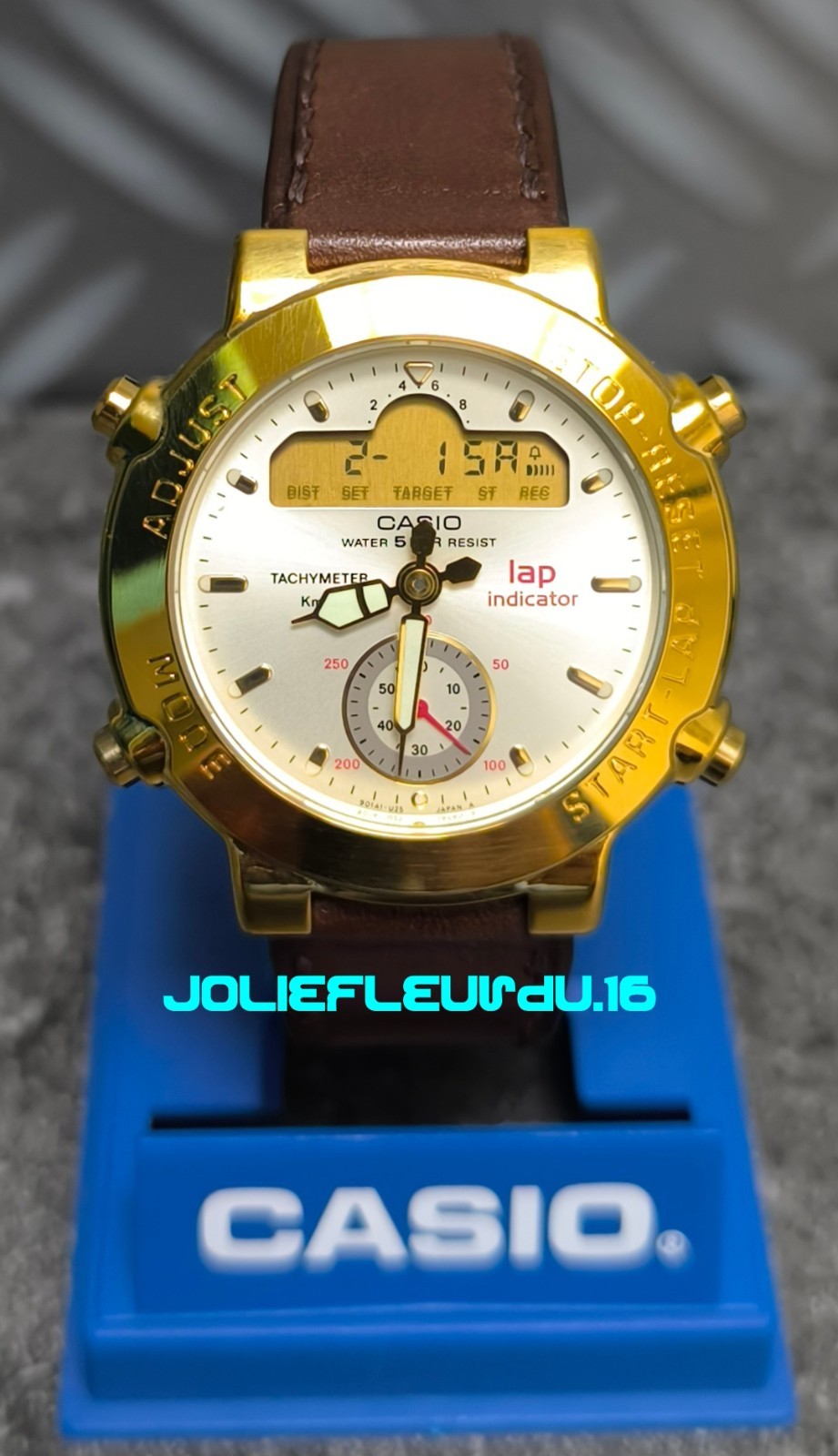 Casio GPZ-501 montre tachymètre dorée avec double affichage analogique numérique