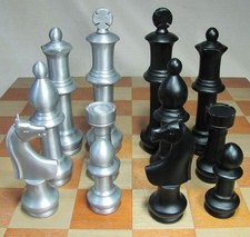 CHESS SET METAL ALLOY / ALUMINUM GIANT 11  KING W/WOODEN CASE BOARD MISSING PAWN