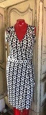 woman’s sleeveless Dress designed by Banana Republic size S