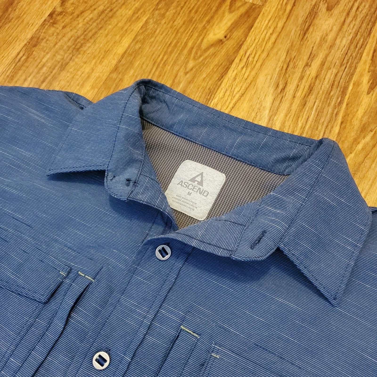 Ascend Hiking Shirt Men Medium Blue Ventilated Stretch Fishing Pockets