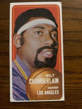 Top Wilt Chamberlain Cards to Collect 15
