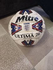 Mitre Ultima 26 Match Ball