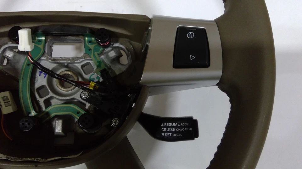 Volante Dodge Nitro 2010 fabricante de equipos originales 1BB301K7AH 1BB301K7AH Foto 2 de 4