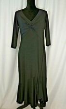 Vera Wang  Women's Dress Size 8 Black 3/4 Sleeve V-Neck Back Zip Flowing Long