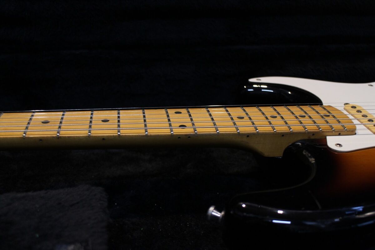 USED ESP Stratocaster Model Sunburst electric Guitar Made in USED ESP Stratocaster Model Sunburst electric Guitar Made in