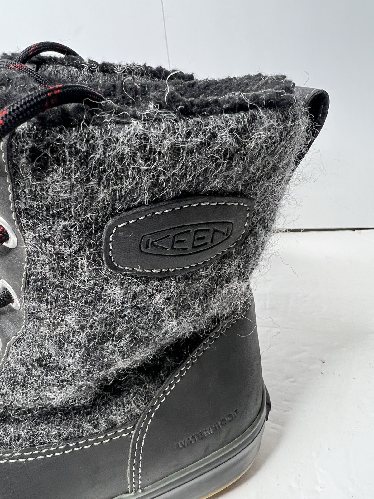 Stivaletti da donna Keen Elsa LL lana taglia 7 neri corvo impermeabili in ottime condizioni