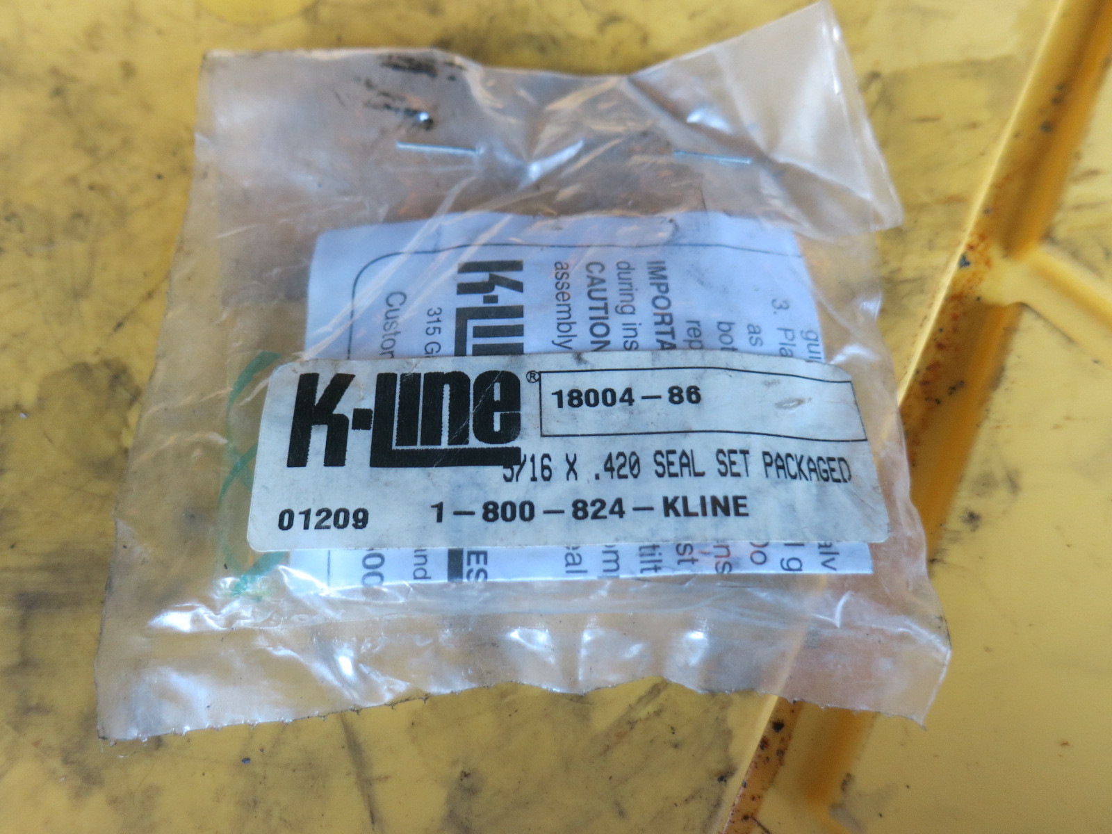 NEW Harley Evo Big Twin Sportster Twin Cam Valve Guide Seals 198404