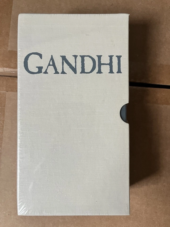 FACTORY SEALED Gandhi Special Edition VHS SLIPCASE 2-Tape Box Set 1983 - Image 4 of 4