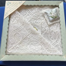 VTG WEDDING LACE HANDKERCHIEF Hankie Something Old New Borrowed Blue NOS Boxed