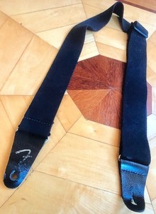 Fender WeighLess Running Logo ELECTRIC GUITAR-BASS- or ACOUSTIC GUITAR STRAP, BL