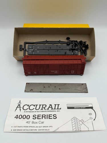 HO Accurail #4285 40' O.B. Boxcar con kit de extremos de acero. Óxido M de W. IOB. | Zustand: Used