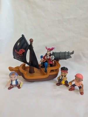 Mattel Disney Jake and The Neverland Pirates Hook's Battle Boat 2011 COMPLETE