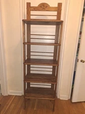 Amish Solid Oak Bakers Rack. Great Condition  ￼￼