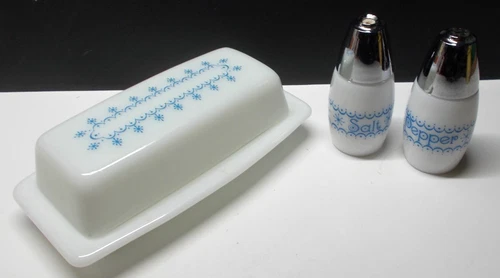 Vintage Pyrex 31 Butter Dish & Gemco Salt & Pepper Shakers Snowflake Garland