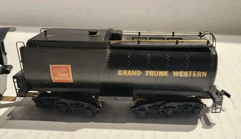 Bowser HO Scale M1 4-8-2 Steam Locomotive Grand Trunk Western #6401 - Image 3 of 4