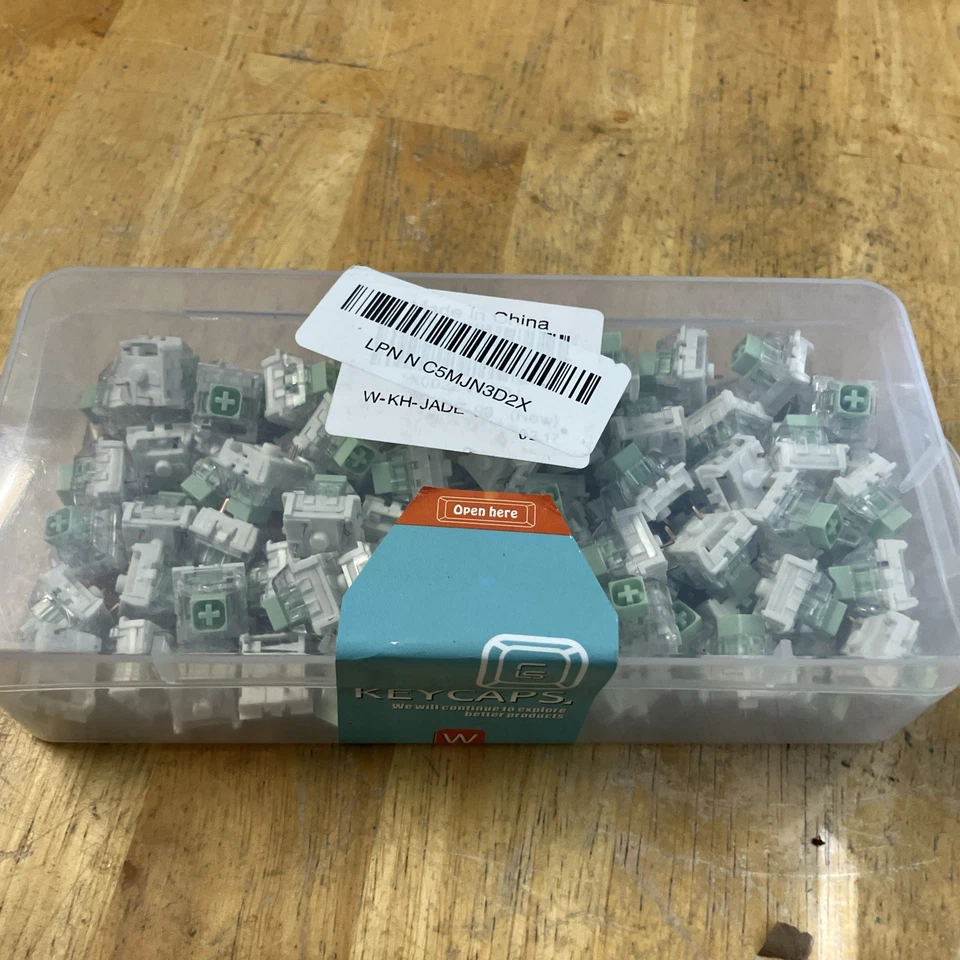 Key Caps - Green Double Shot Injection Keys - Standard Keyboard Keycaps - Image 2 of 2