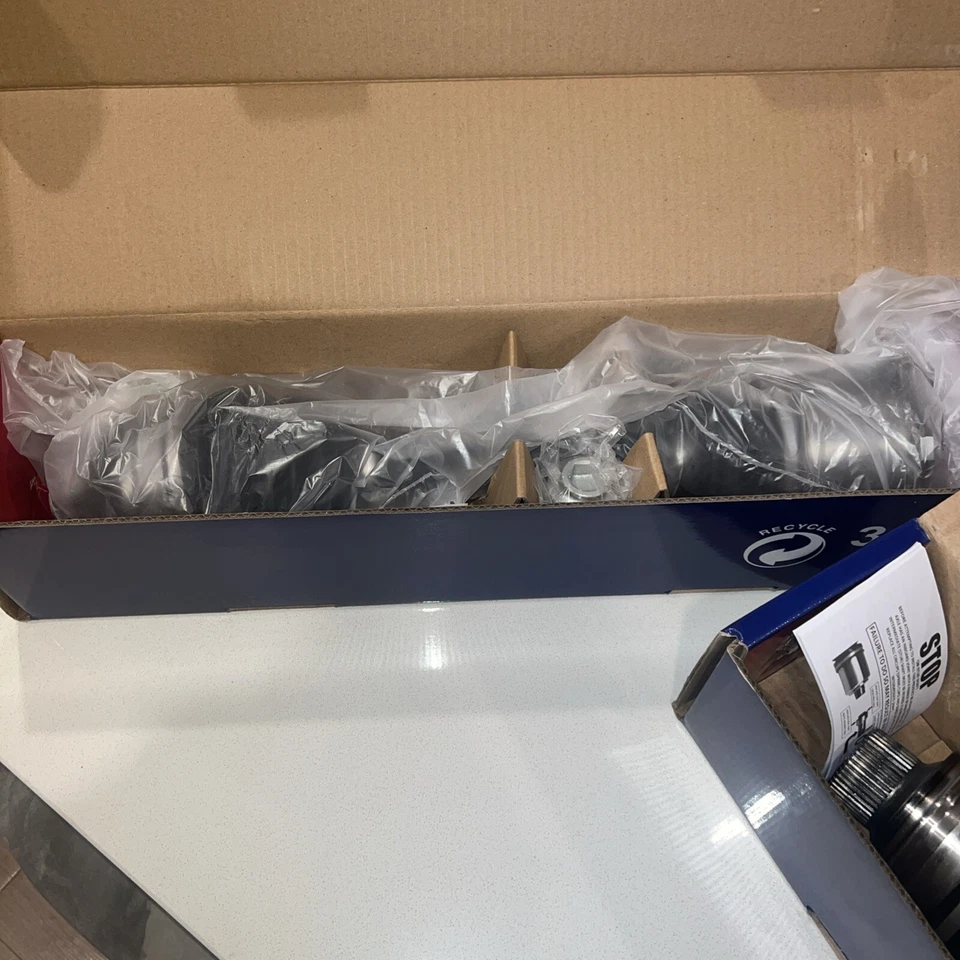 Audi A6 CV Axel 2016 (para un juego) completamente nuevo, nunca usado Foto 4 de 4