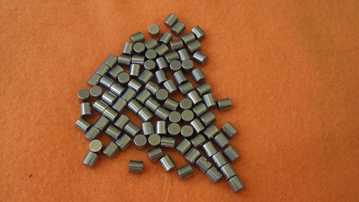 97 Each NOS OEM Harley Davidson Standard .250