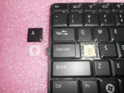 SINGLE KEY CAP+CLIP DELL STUDIO 1555 1557 1558 C569K MODEL V081025BS1