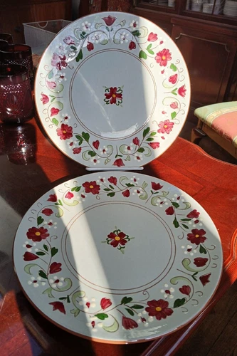 Stangl Garland Dinner Plates,  Set of 2