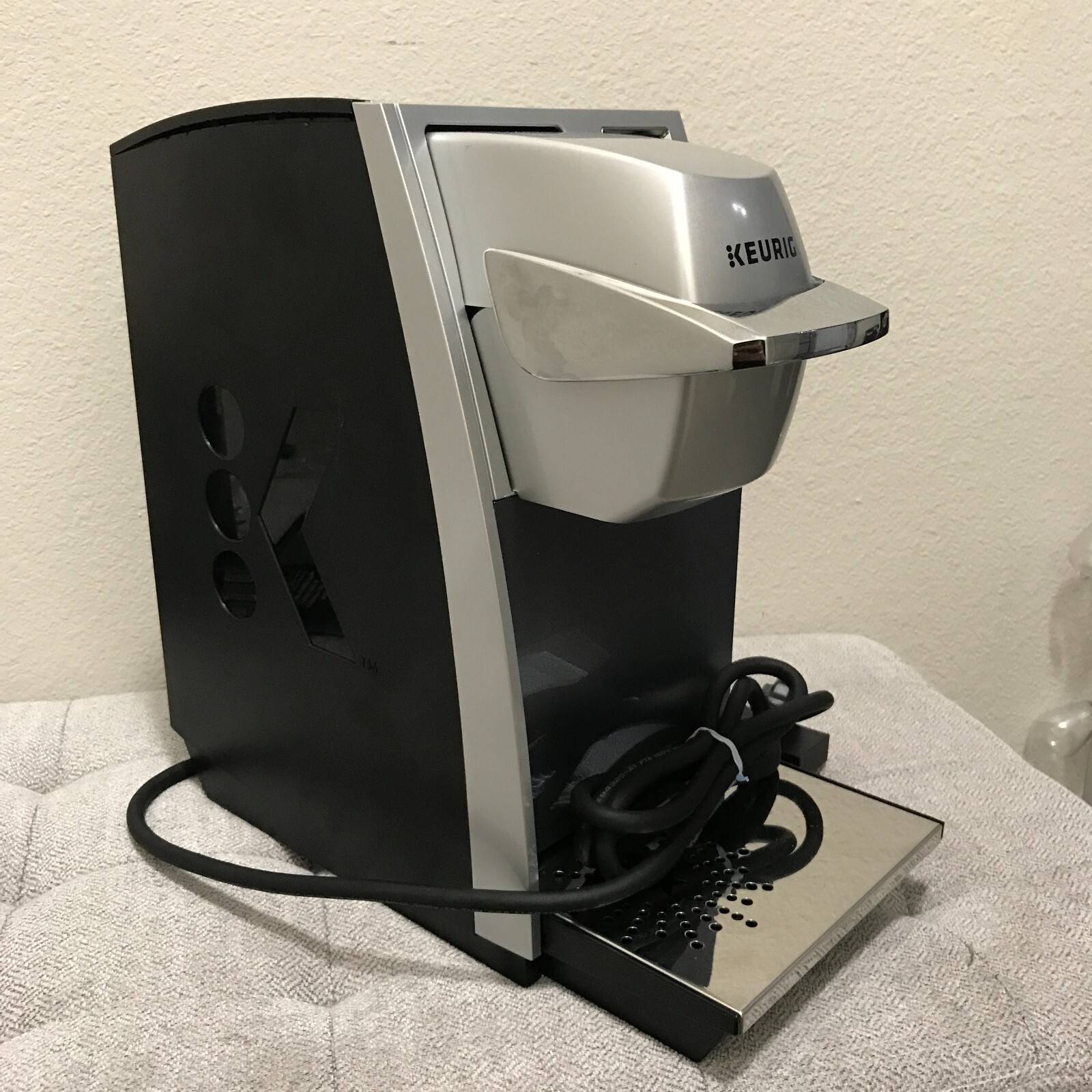 Keurig K155 Office Pro Commercial KCup Coffee Maker Pump only Read