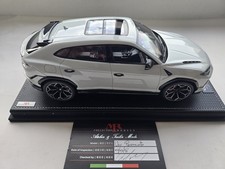 MR Collection Lamborghini Urus Performante White 1/18 Collectible Model Car