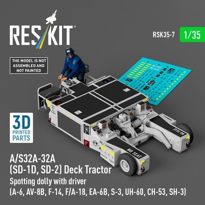 A/S32A-32A Deck Tractor Spotting dolly with  driver 1/35 ResKit RSK35-007