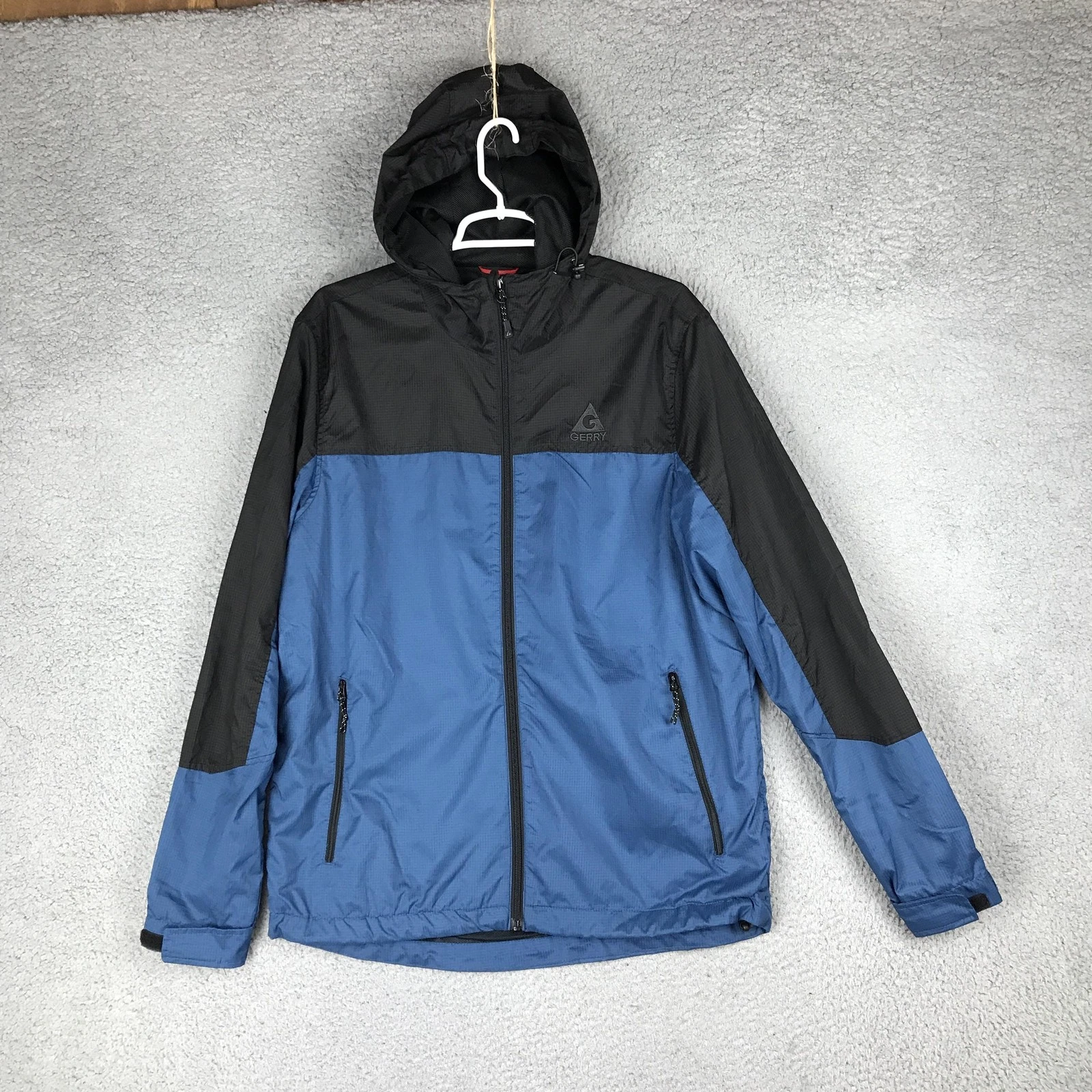 Gerry Jacket Mens Medium Blue Black Hooded Windbreaker Water Resistant Outdoors
