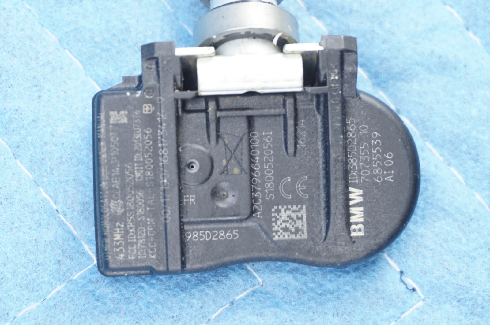 Genuine BMW Tire Pressure Sensor 70735510 OEM eBay