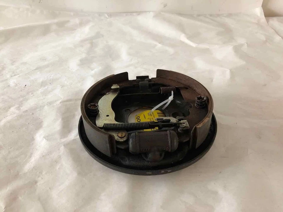 2002 SATURN VUE Rear Brake Drum Backing Plate Shield Cover Left Driver Side LH - Image 2 of 4