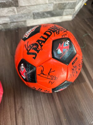 LOT OF 2 SIGNED PHILADEPHIA KIXX SOCCER BALLS MISL Puma Spalding