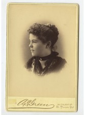CAB CARD PHOTO LADY FROM ST THOMAS, ONTARIO, CANADA, BY GREEN