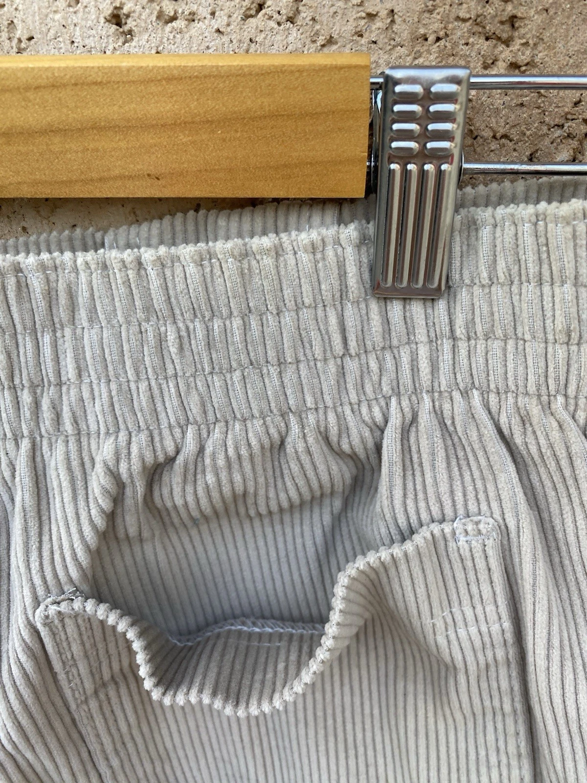 Picture 4 of 24