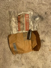 SUZUKI GSX600 KATANA GSX750 GSX1100 NEW INTAKE VALVE GUIDE 11116-06B70   Bx S