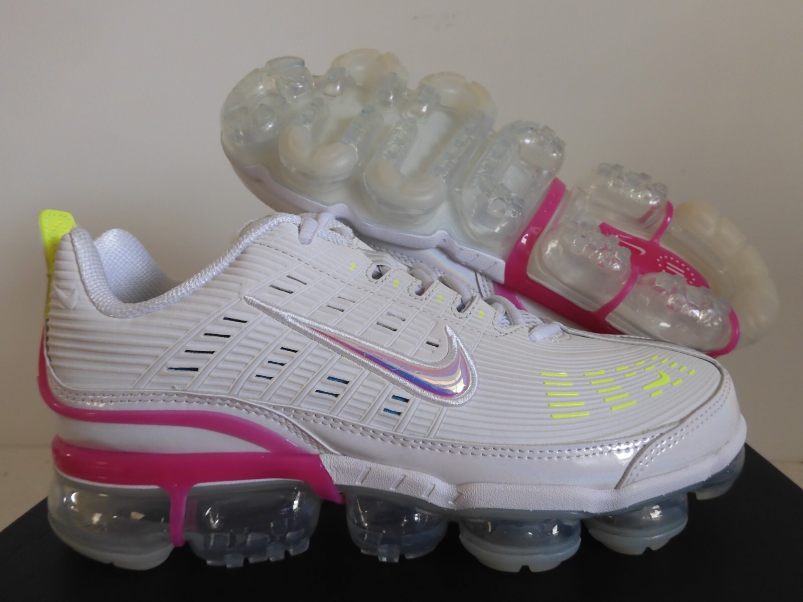 WMNS NIKE AIR VAPORMAX 360 PLATINIUM TINT-FIRE PINK-WHITE SZ 11  [CQ4538-001] | eBay