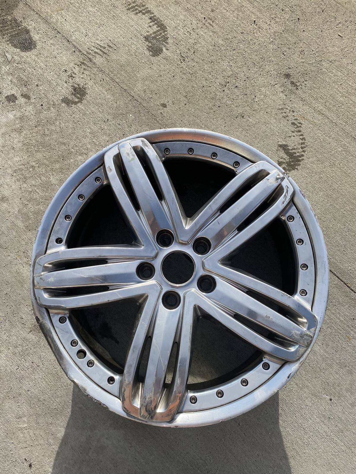 21" OEM BENTLEY MULSANNE FORGED ALLOY POLISHED WHEEL DAMAGED
