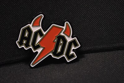 AC/DC Pin Badge Battle Jacket Kutte Rock Heavy Metal Dio Ozzy .